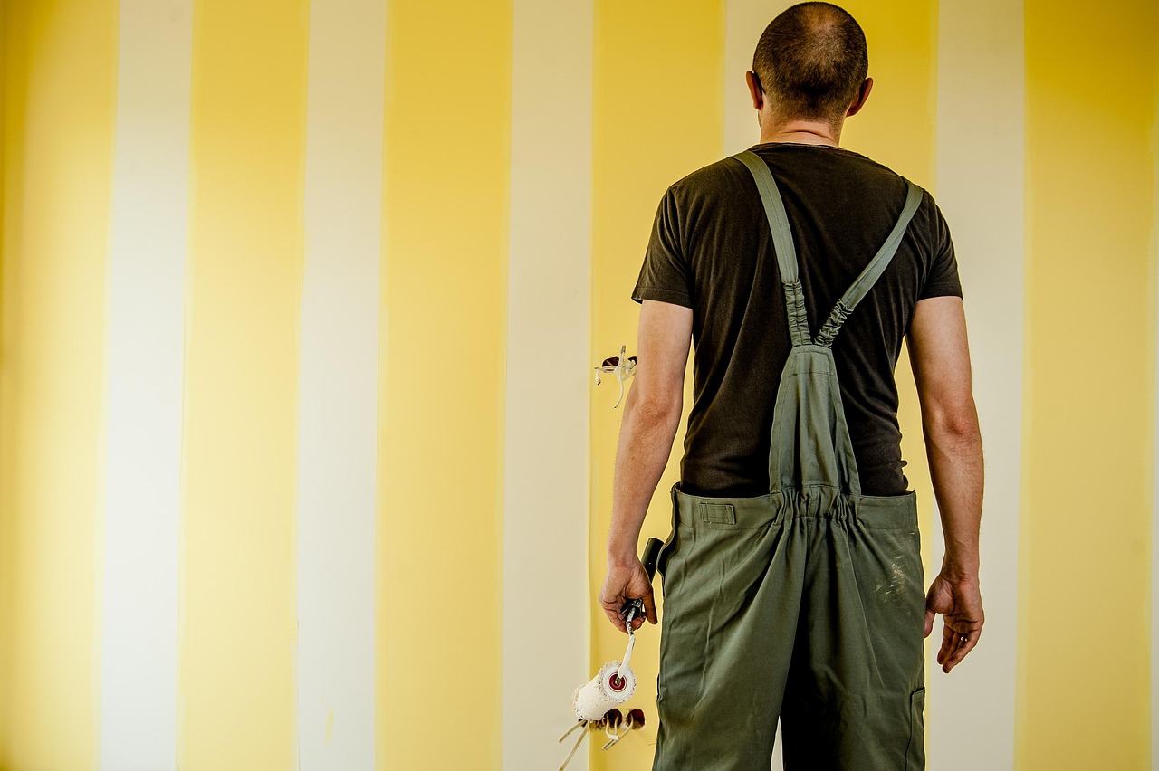 Rollers, Pads and Brushes: Choosing the Right Applicator