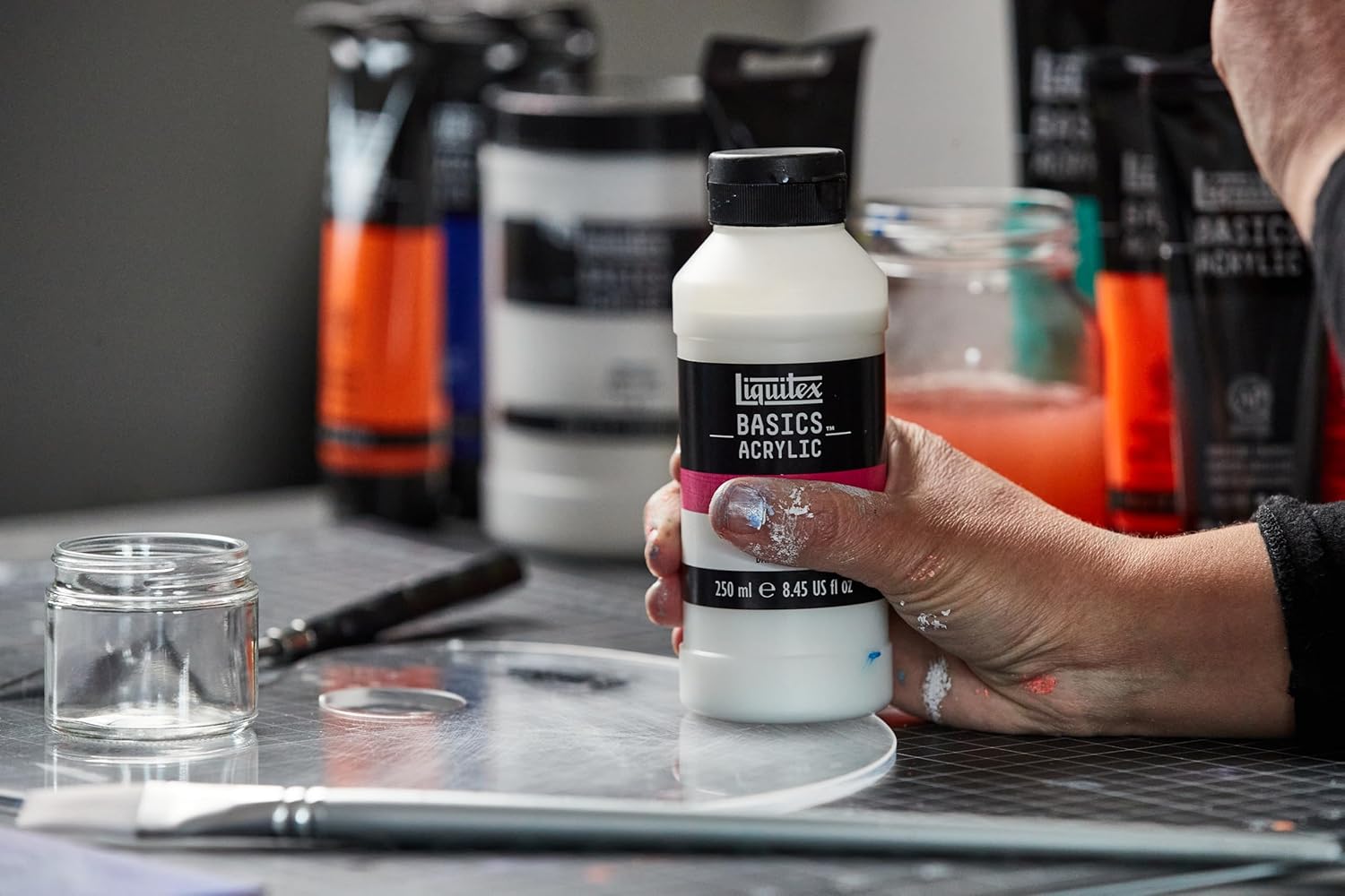 Liquitex BASICS Gloss Fluid Medium - Hình 2