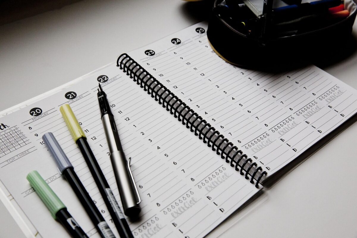 Weekly, Monthly or Daily: Choosing a Layout