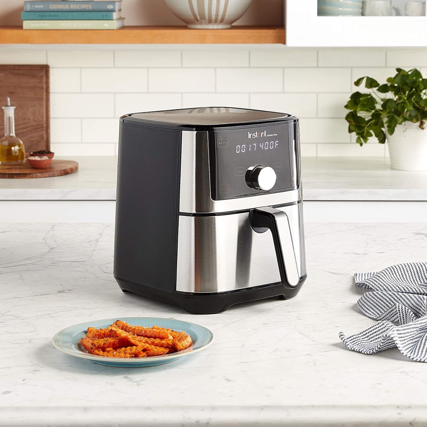 Instant Pot 4QT Vortex Plus 6-in-1 Mini Air Fryer, Custom Program Options — view 2