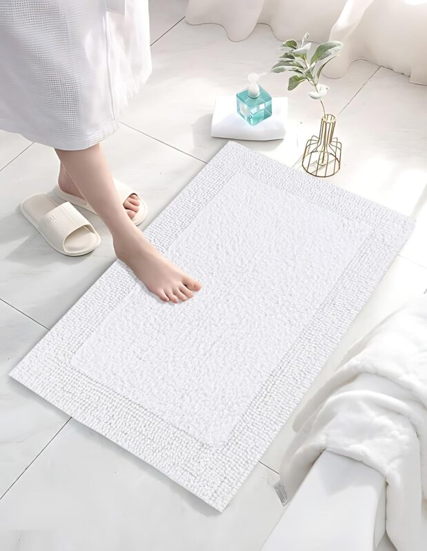 Plush White Cotton Bath Mat Set - Hình 2