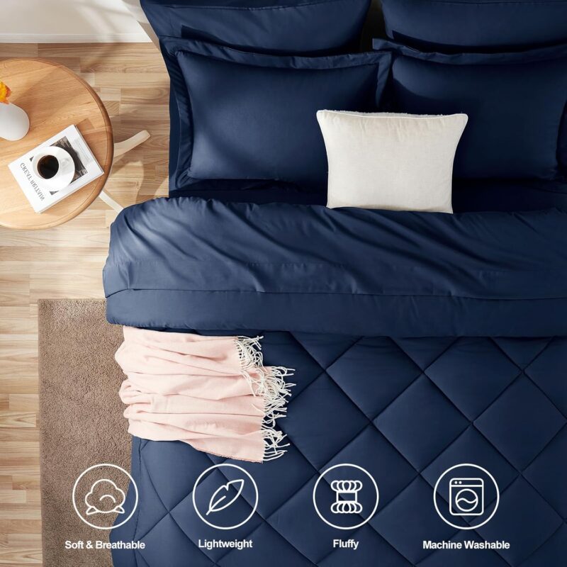 Navy Blue Quilted Comforter - Hình 2