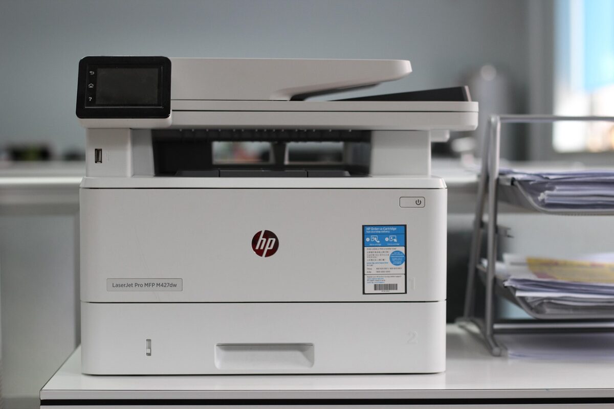 Throat Width: Buying a Laminator That Fits Your Work