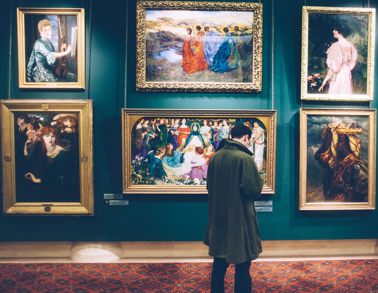 Canvas vs Poster Prints: Which Should You Buy?