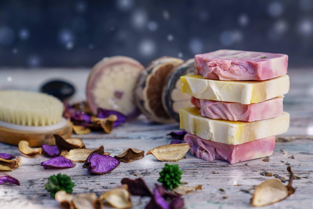 How to Colour and Scent Your Melt & Pour Soap