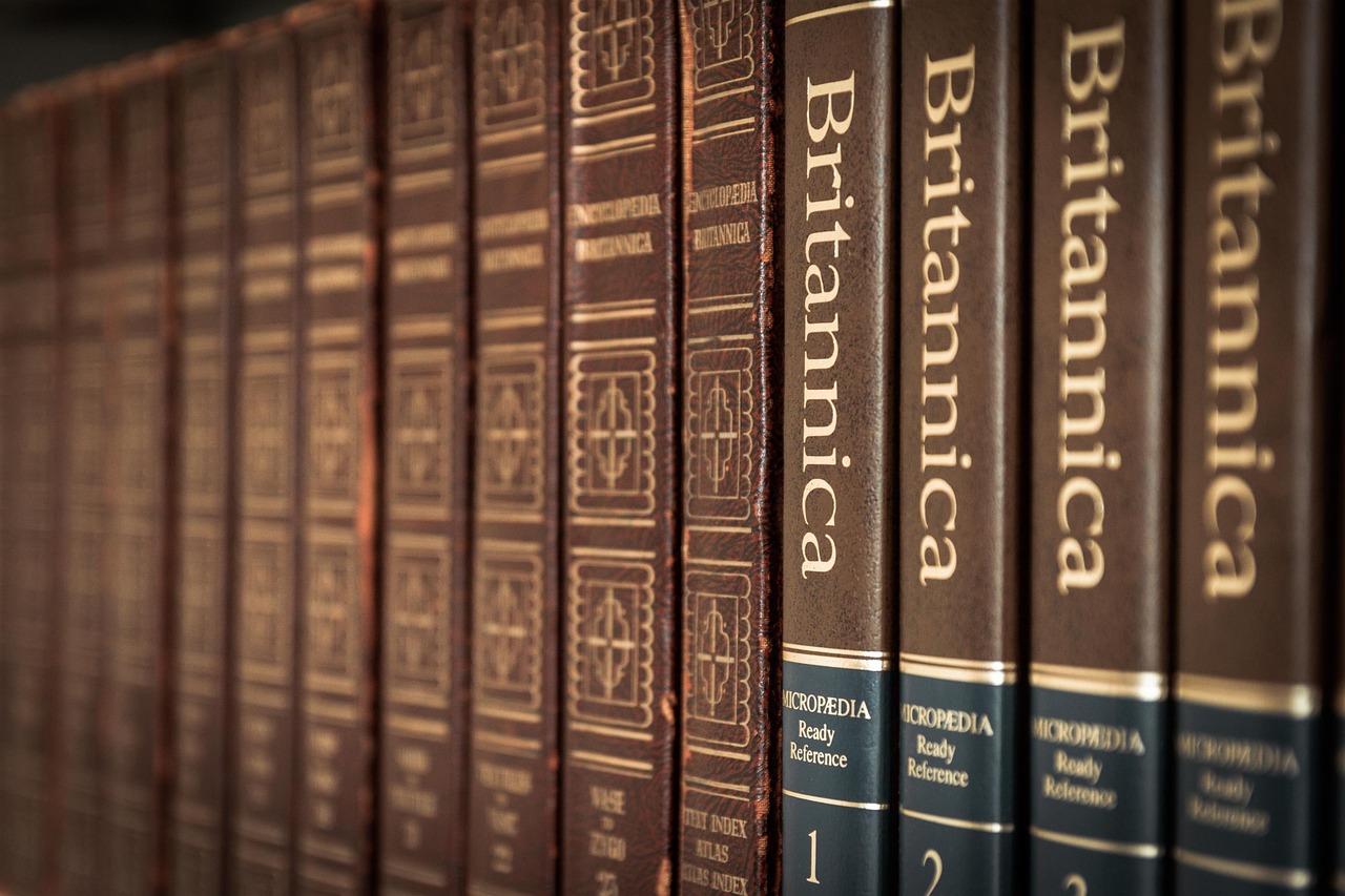 Reading a Collectible Box: Generation, Series and Pet Numbers