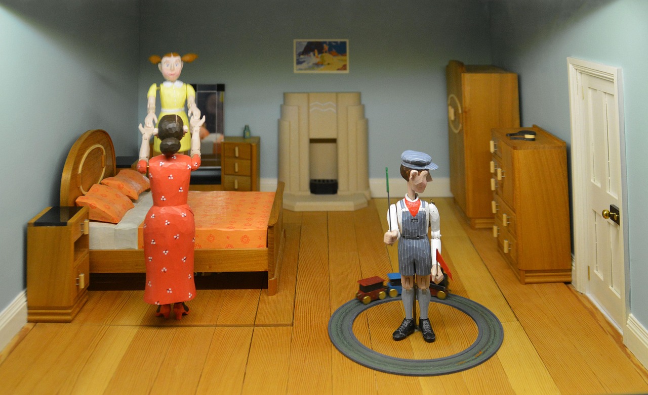 Starting a Miniature House Kit: Tools, Time and Patience