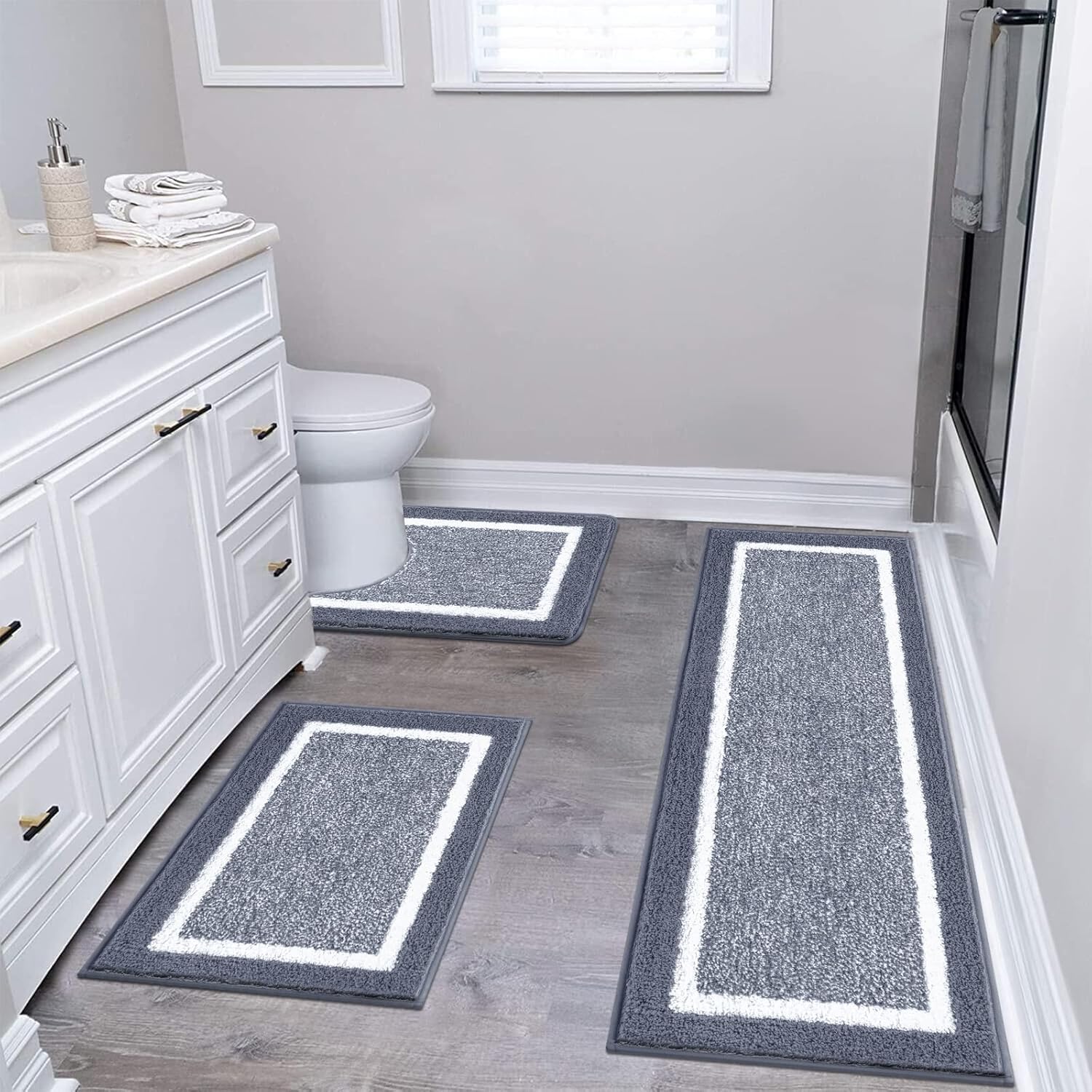 Luxury Grey Chenille Bath Mat Set - Luxury Grey & White Bordered